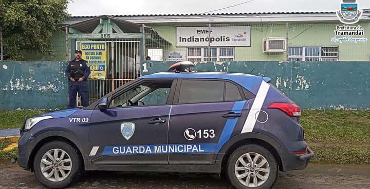 Guarda Municipal, Brigada Militar e Conselho Tutelar realizam patrulhamento preventivo nas escolas de Tramandaí